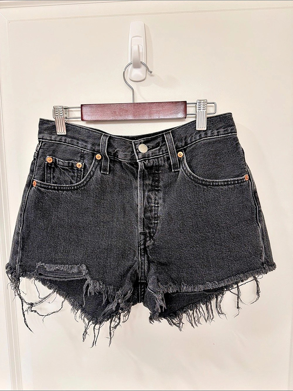 Levi's 501 Original High Rise Cut-Off Denim Shorts Black Denim Shorts Waist 25